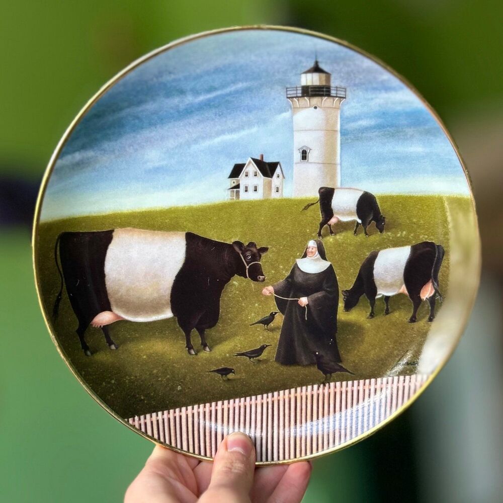 ❌SOLD Cottagecore Cow Guiding Light Porcelain Vibrant Plate